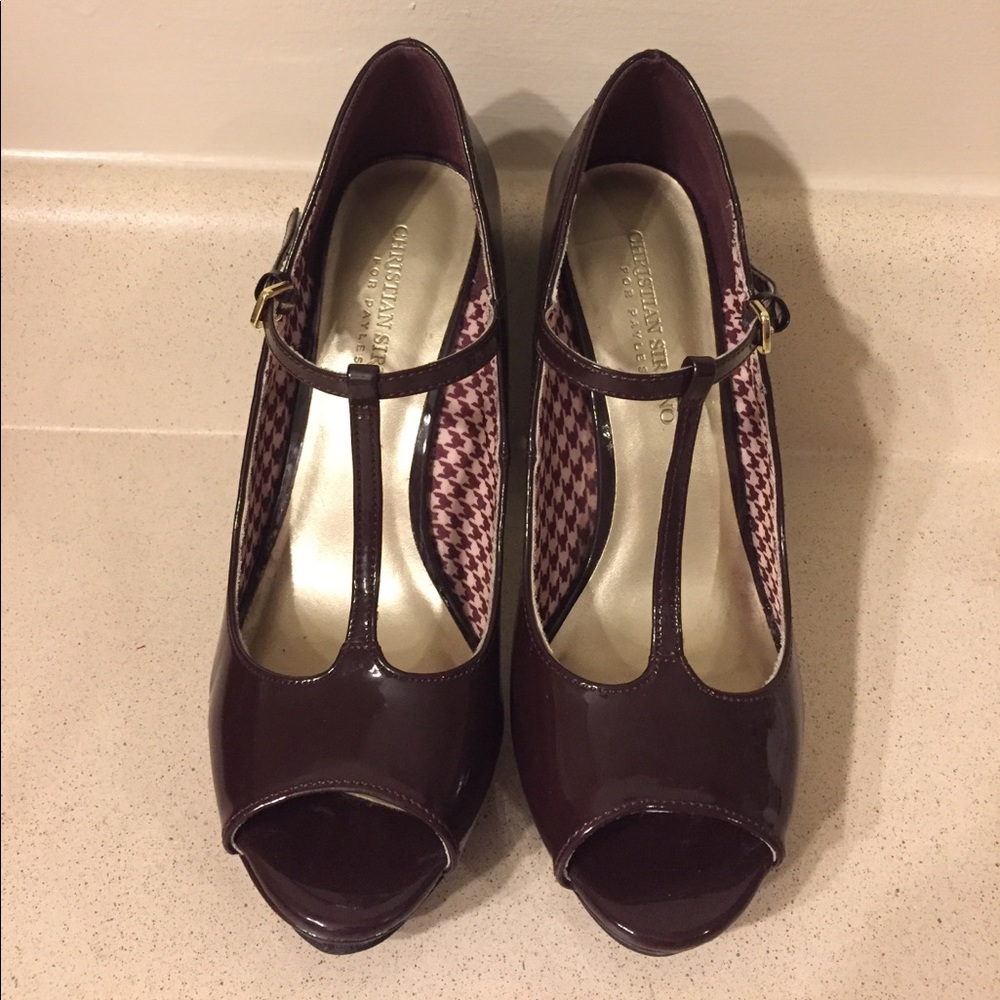 Christian Siriano Hadley Peep-toe T-strap Heels