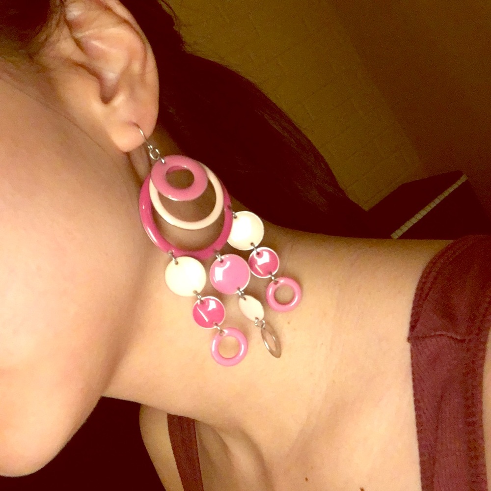 Statement dangling earrings - Picture 2 of 3