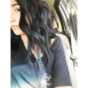 Meet your Posher, Jade