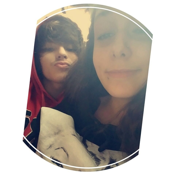 Meet your Posher, Lizzy - Picture 1 of 1