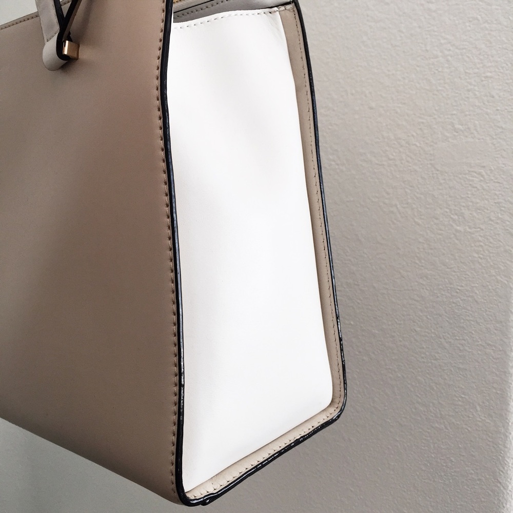Kate Spade Battery Park City Evalyn Bag - Picture 7 of 8