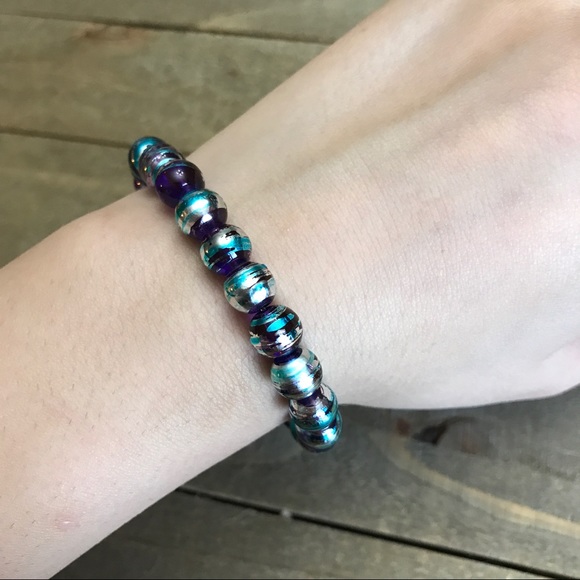 Handmade Purple/Blue stretch bracelet - Picture 3 of 3