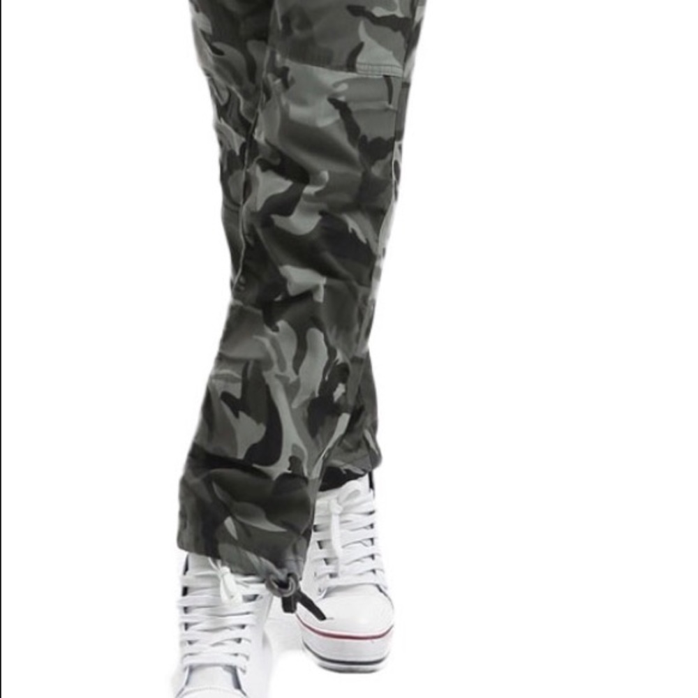 Women's camouflage pants - Picture 2 of 4