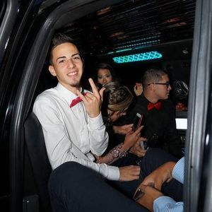 Meet your Posher, Kenneth