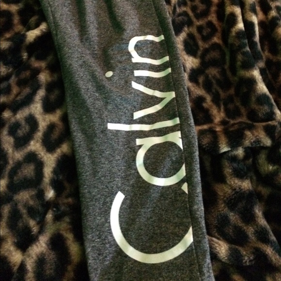 **SOLD***Calvin Klein outfit - Picture 4 of 8