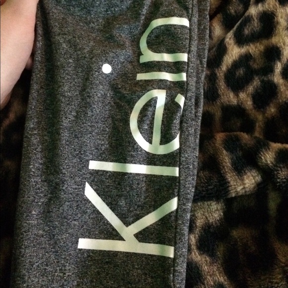 **SOLD***Calvin Klein outfit - Picture 5 of 8