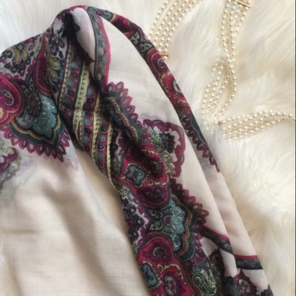 Cotton scarf