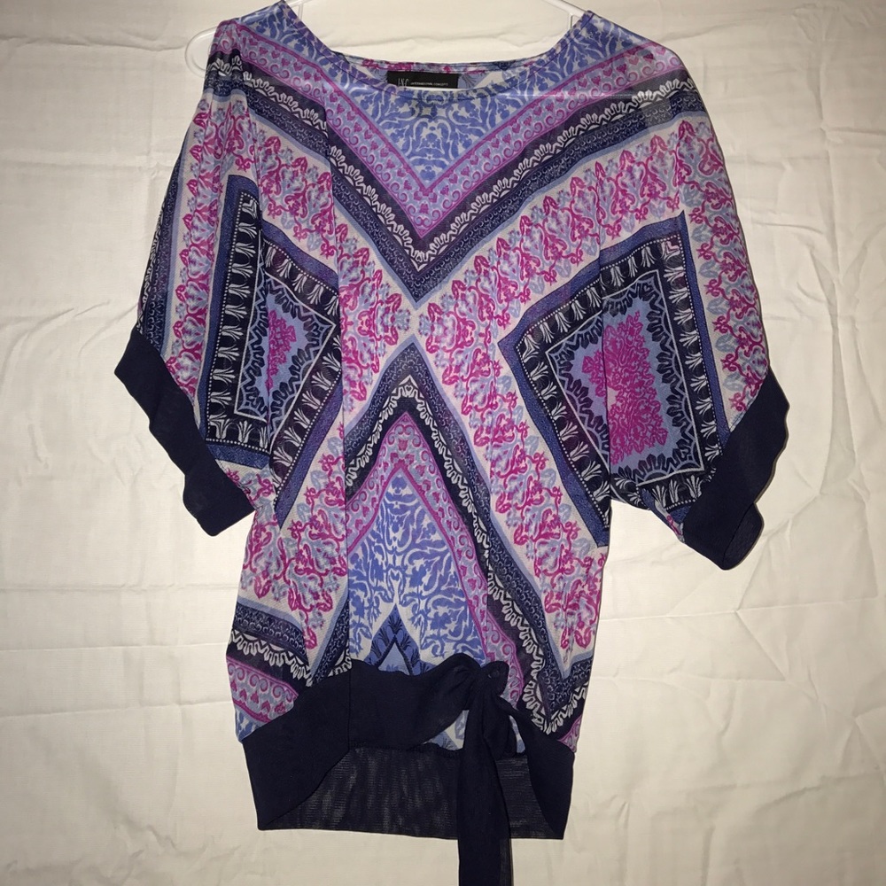 BLOUSE