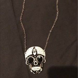 Skull necklace