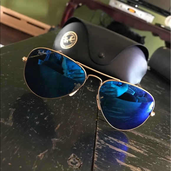 Ray-Ban Accessories - Ray Ban Blue Flash Large Metal Aviator