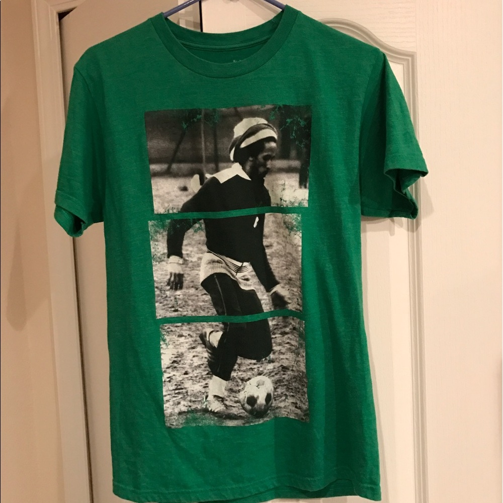 Bob Marley men's soccer tshirt size medium