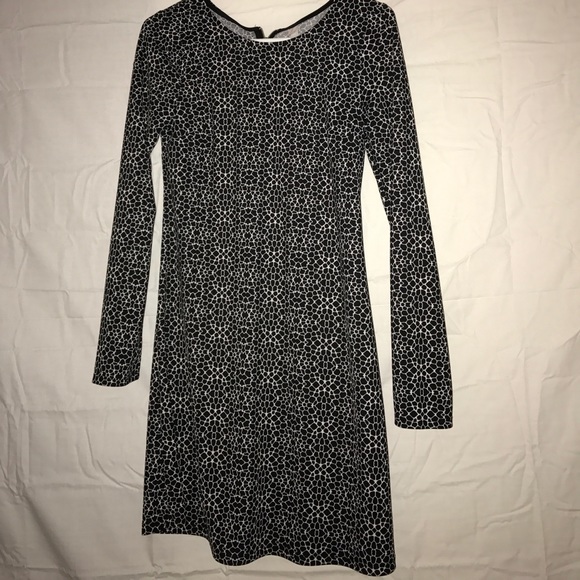 DRESS - Picture 1 of 3