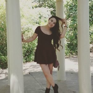 Meet your Posher, Nigora