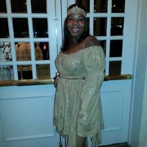 Meet your Posher, Shellisa