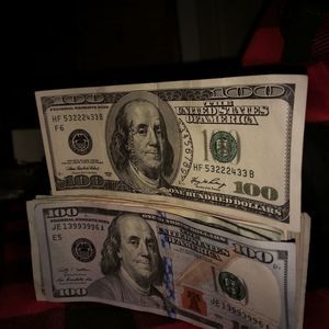 Meet your Posher, Tee jay