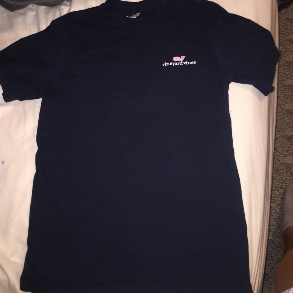 Vineyard Vines whale logo tee men's XS