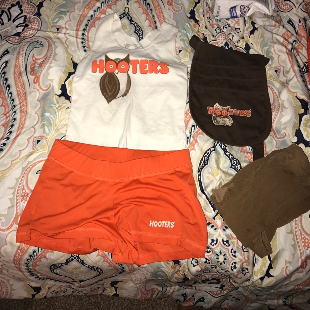 Hooters white uniform