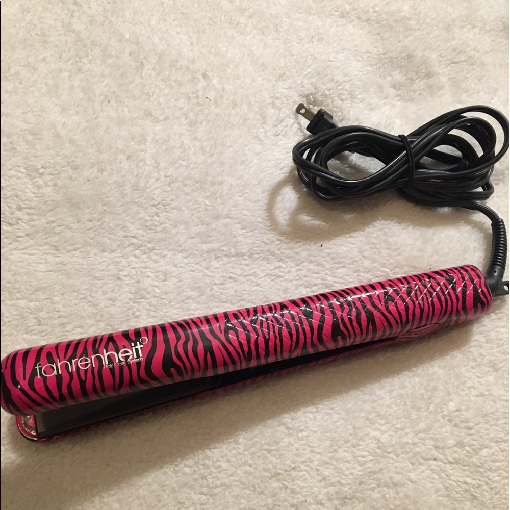 Fahrenheit Hair Straightener