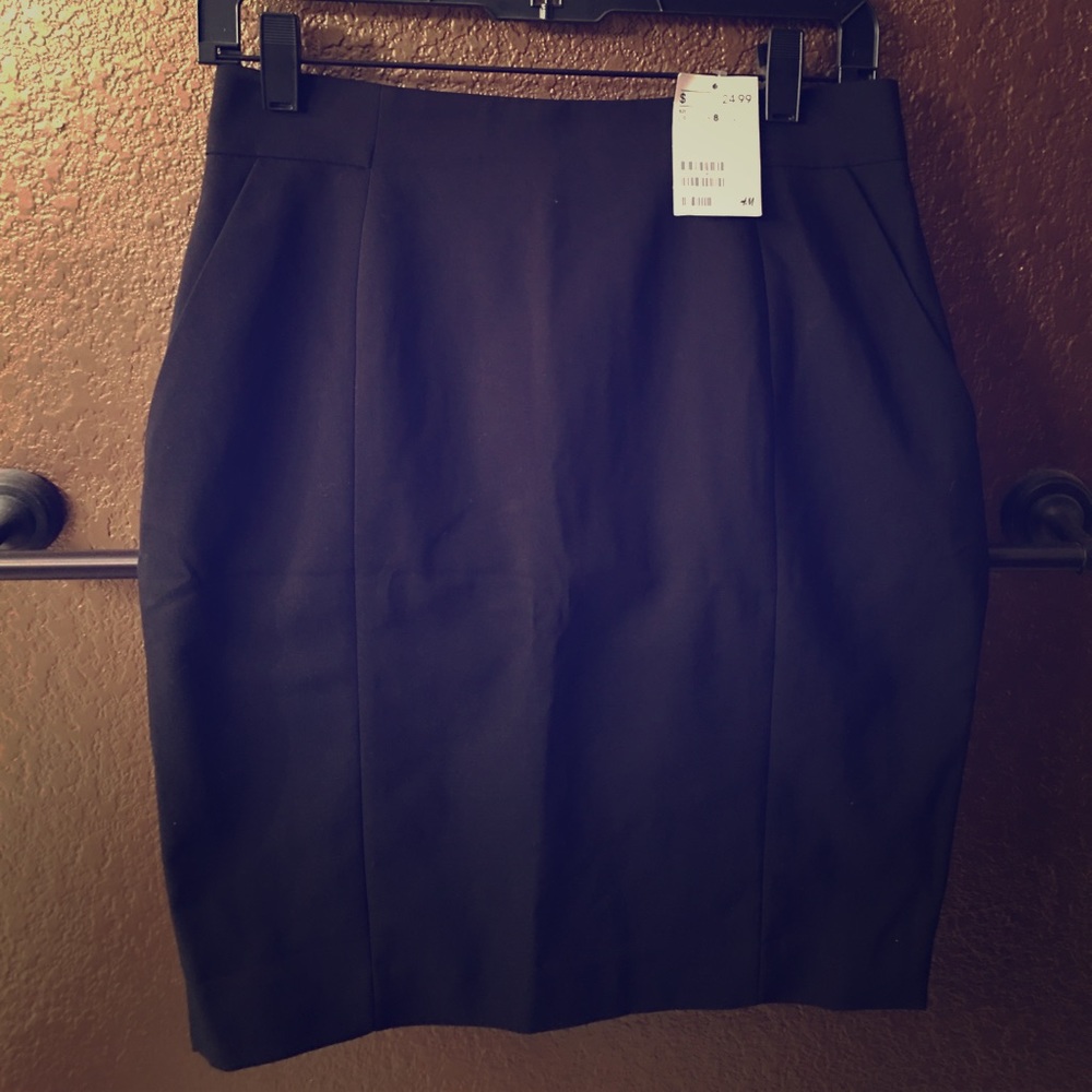 Black pencil skirt