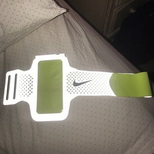 Nike Running Strap iPhone Holder