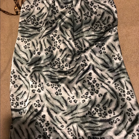 Chelsey  dress - Picture 2 of 2