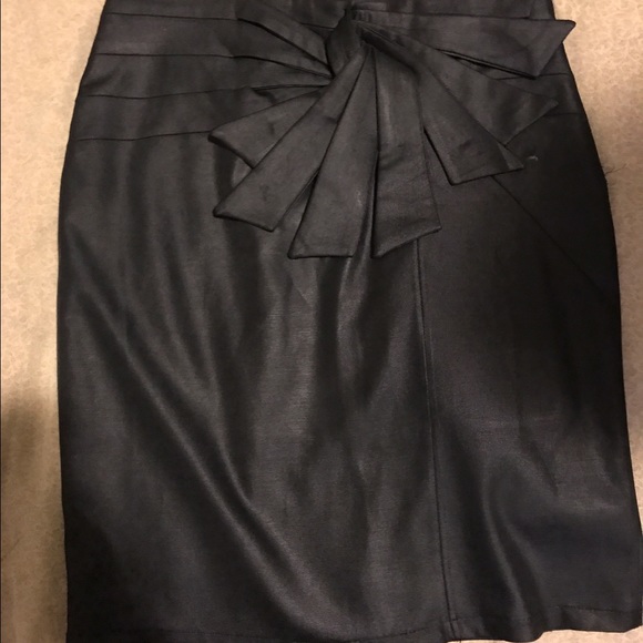 Black Yingguoxiang skirt - Picture 3 of 3
