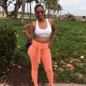 Meet your Posher, Brittney