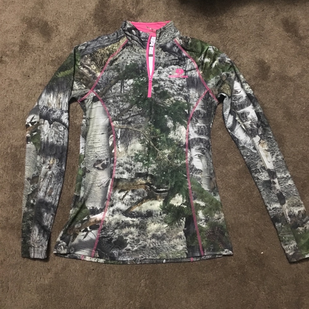 Mossy oak camo long sleeve
