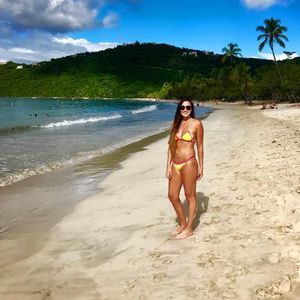 Meet your Posher, Charlotte