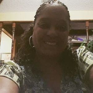 Meet your Posher, Pam