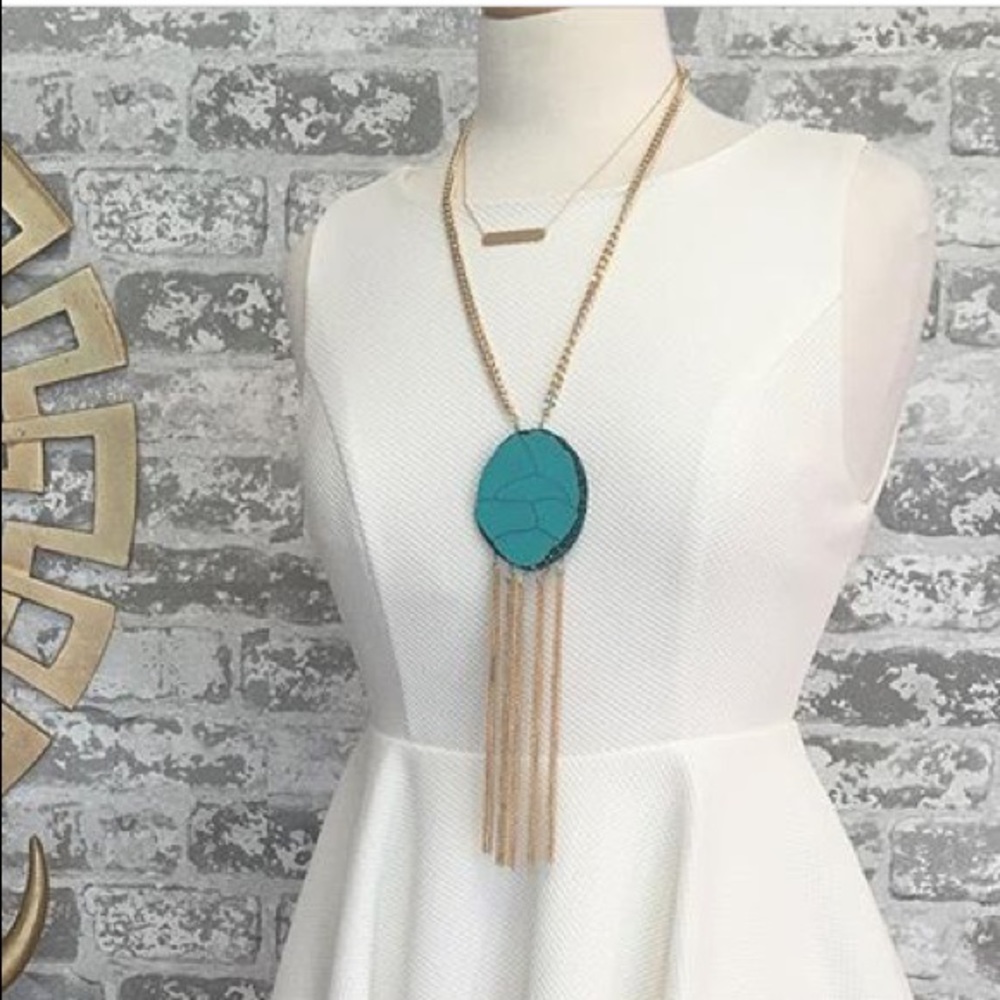 Tassel blue necklace