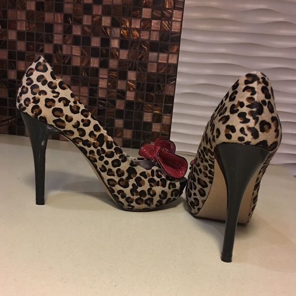 Steve Madden Show stopper leopard mohair heels - Picture 5 of 6