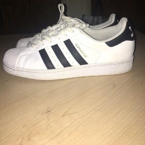 Adidas Superstars Shoe