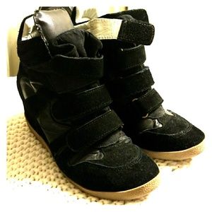 Used Authentic Steve Madden shoes