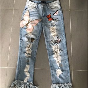 Forever21 Butterfly Fray Jeans