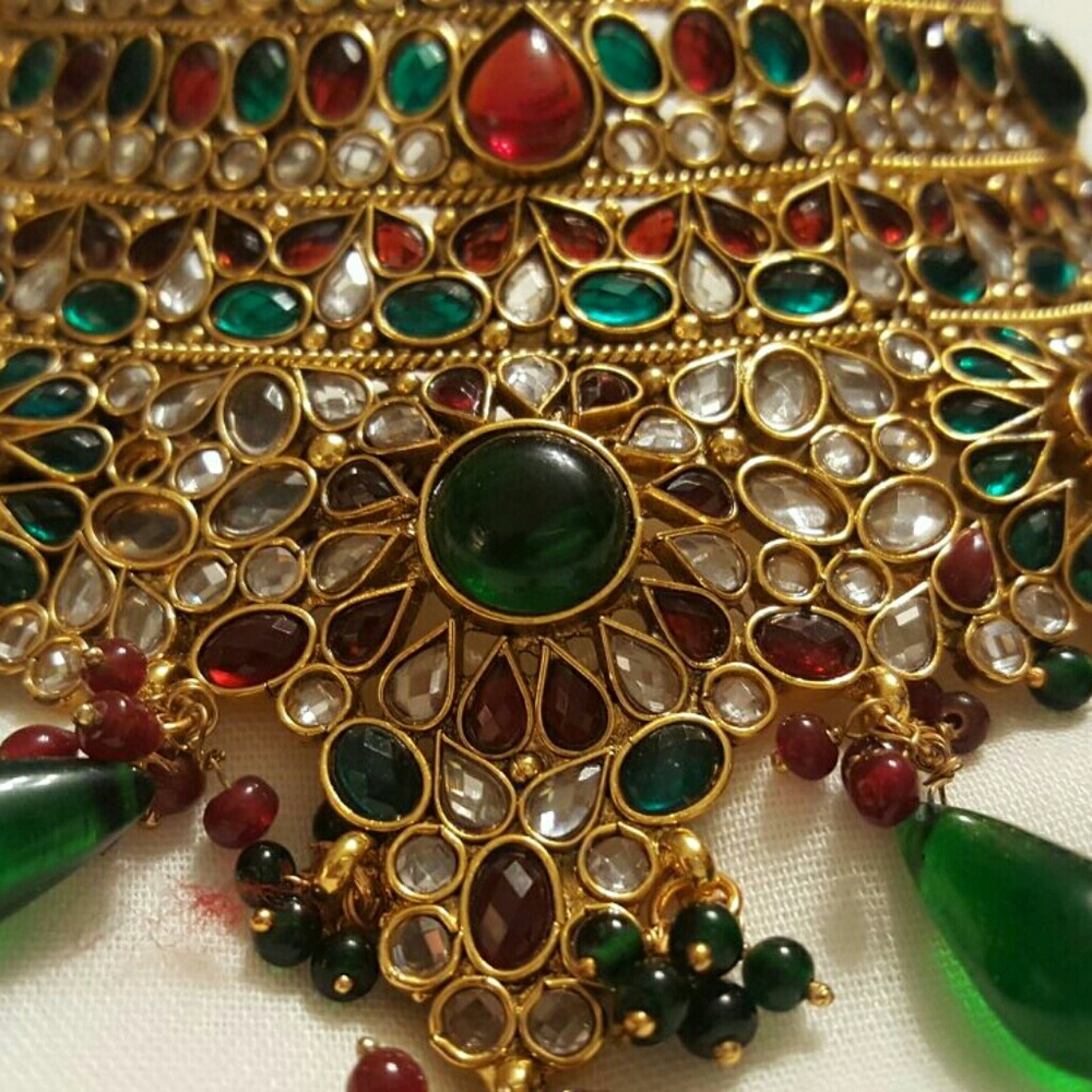 Bridal jewelry