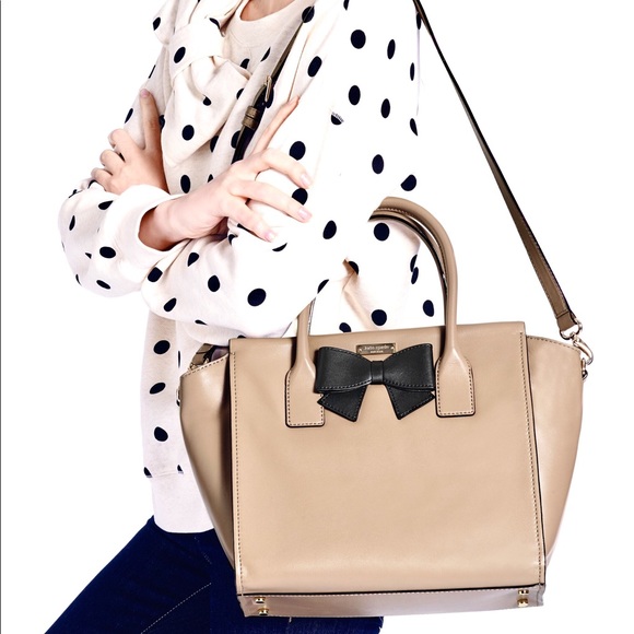 ♠️KATE SPADE🎀 Bow Cream Charee Hanover St. Purse - Picture 7 of 7