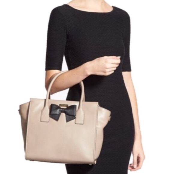 ♠️KATE SPADE🎀 Bow Cream Charee Hanover St. Purse - Picture 2 of 7