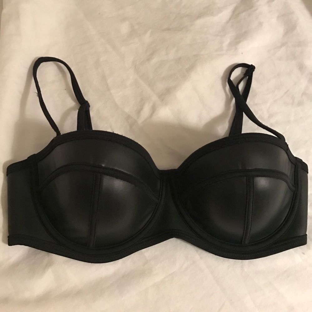 Black Triangl Bikini Top