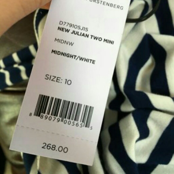 Diane von Furstenberg New Julian Two Wrap Dress - Picture 2 of 5