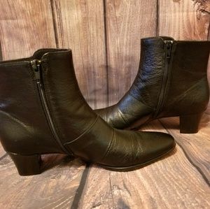 Munro Ankle Boots Black Leather Women Size 9.5 SS