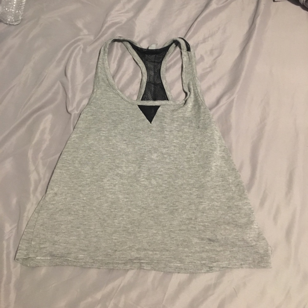 Forever 21 fashion workout tank with built in bra