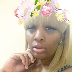 Meet your Posher, Erica