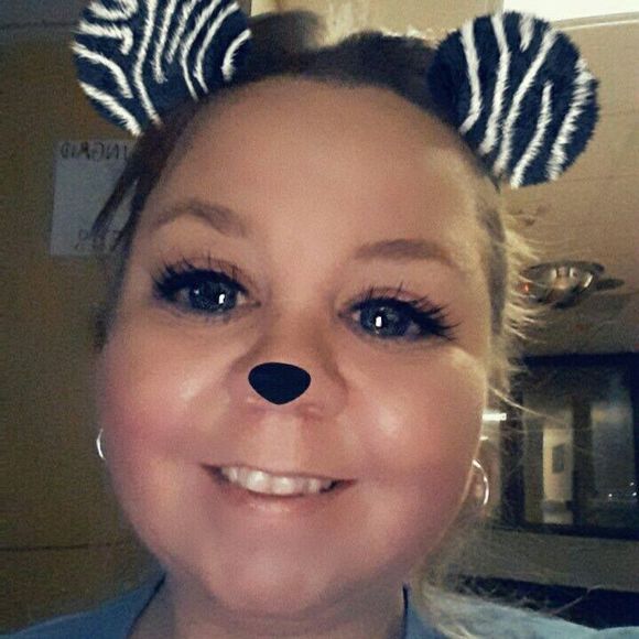 Meet your Posher, Kellie - Picture 1 of 1