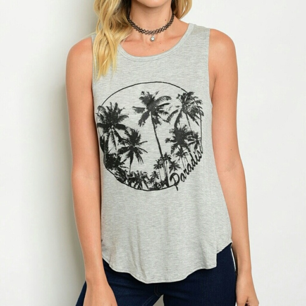 🌺Paradise Tank🌺 - Picture 1 of 3