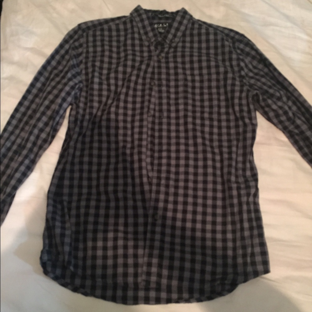 21 men's black and grey flannel