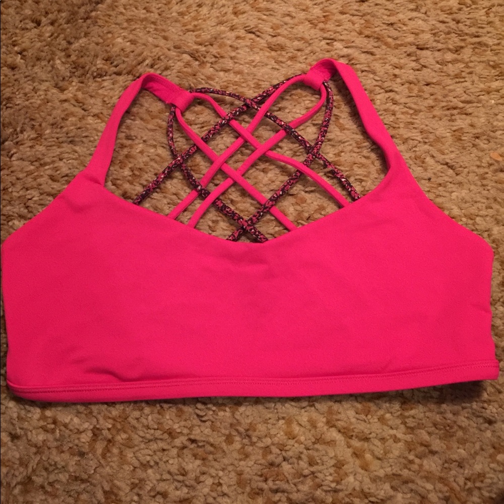 Lululemon Free To Be Wild NWOT