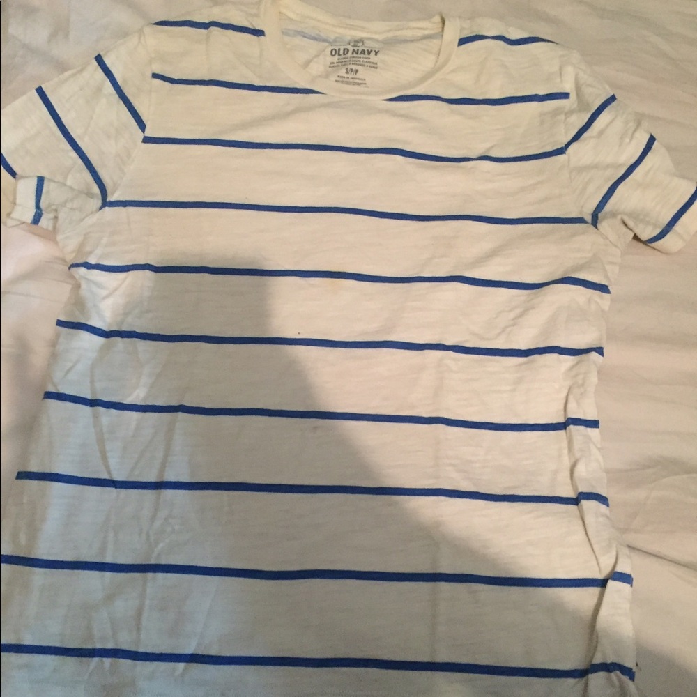Old navy shirt