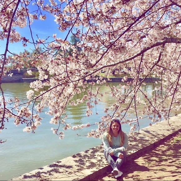 Meet your Posher, iLe - Picture 6 of 8