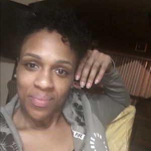 Meet your Posher, Sheena